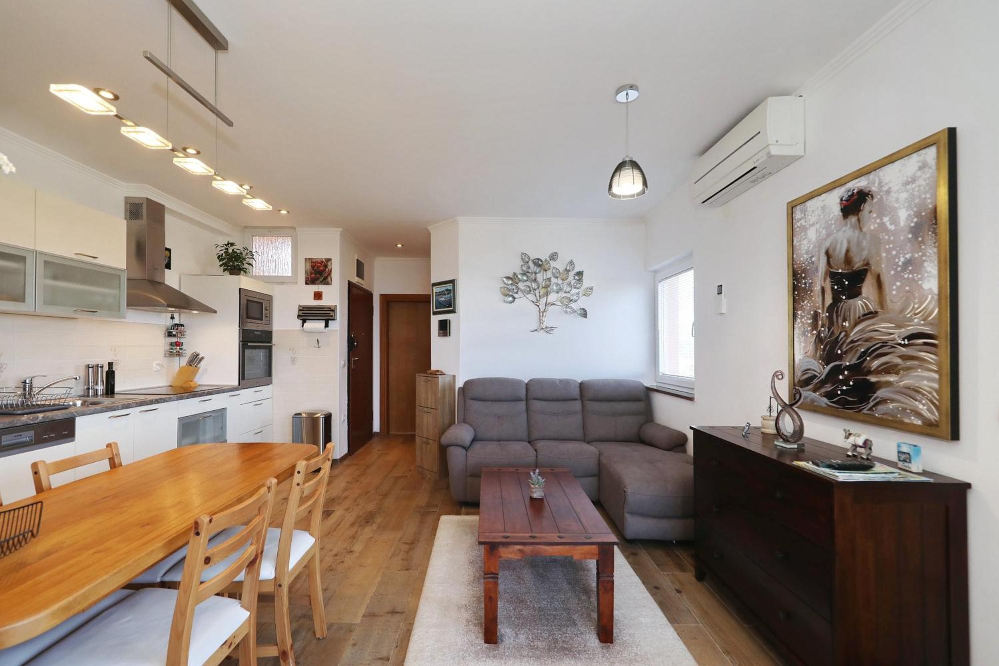 Apartman Sipina 3 쿠클리차 외부 사진